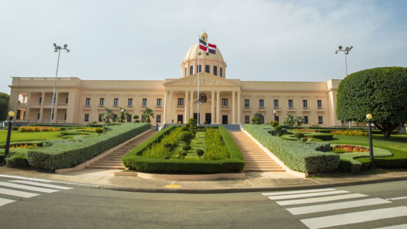 Abinader crea comisión para habilitar Museo de la Gesta de Abril