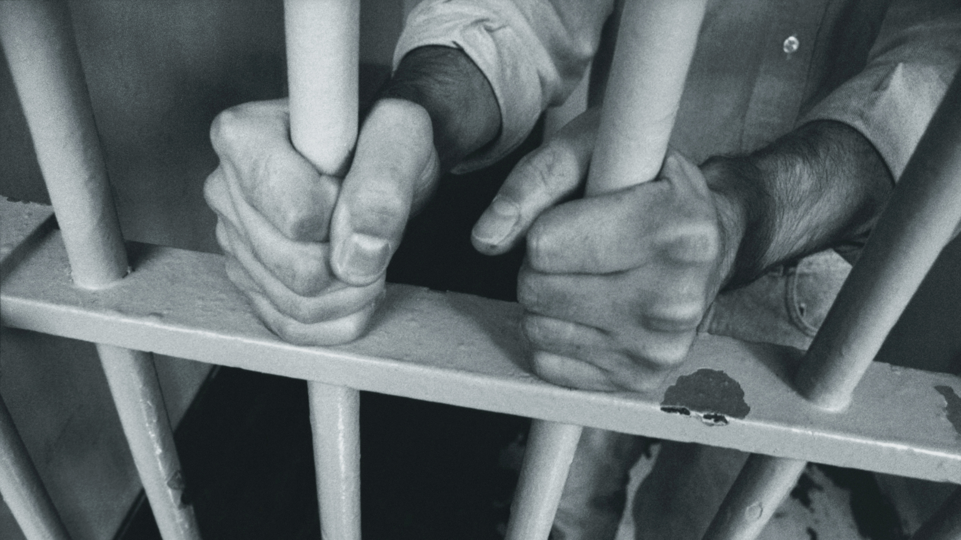 Ratifican prisión contra exempleado penitenciario acusado de estafar con compras institucionales