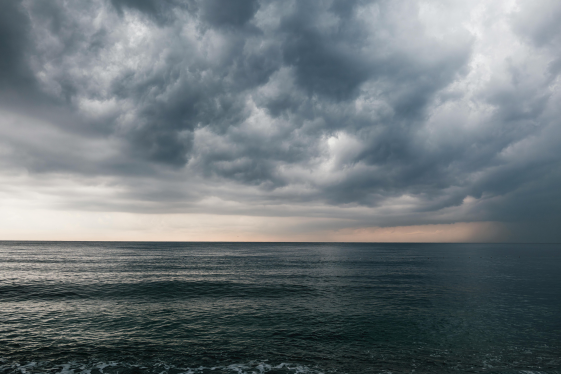 COE limita navegación por condiciones marítimas adversas