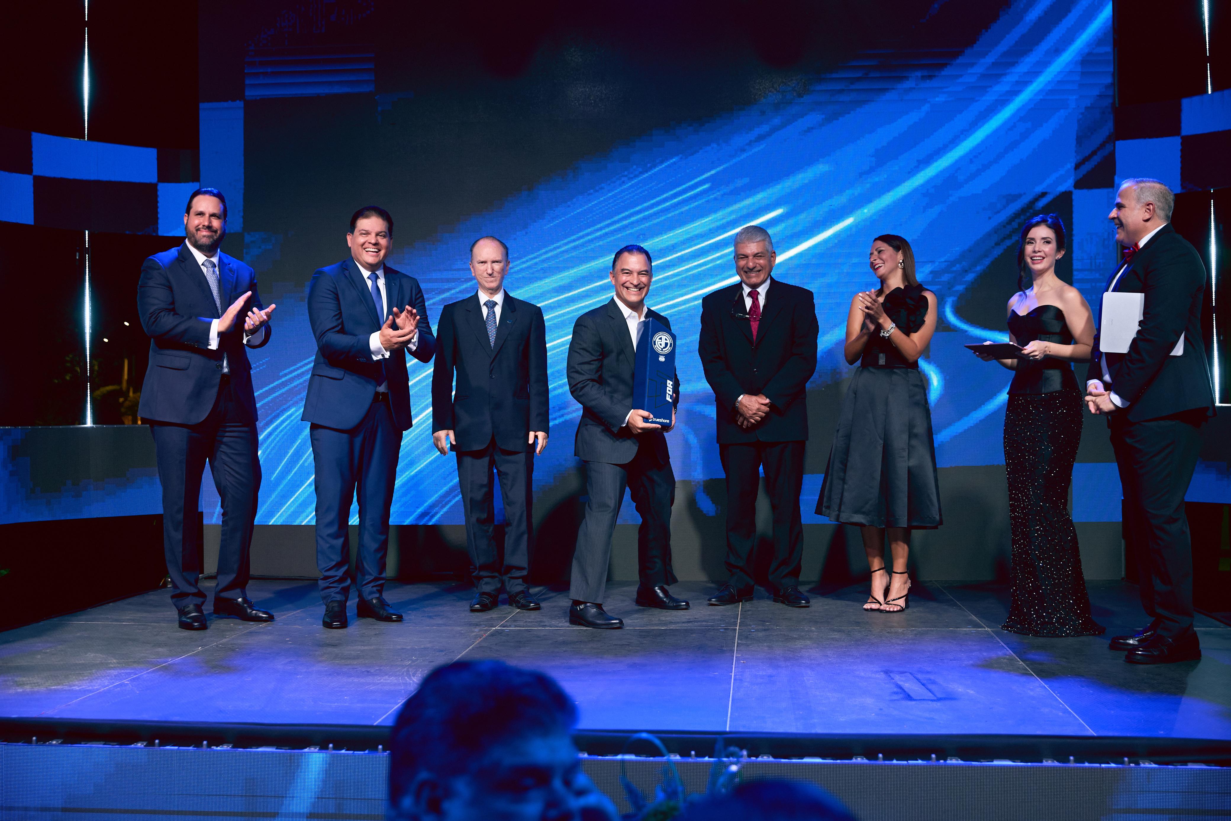 Alfredo Najri es elegido el piloto del año de República Dominicana