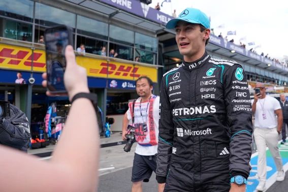 George Russell gana el GP de Australia de F1, donde Mercedes hace el 1-2