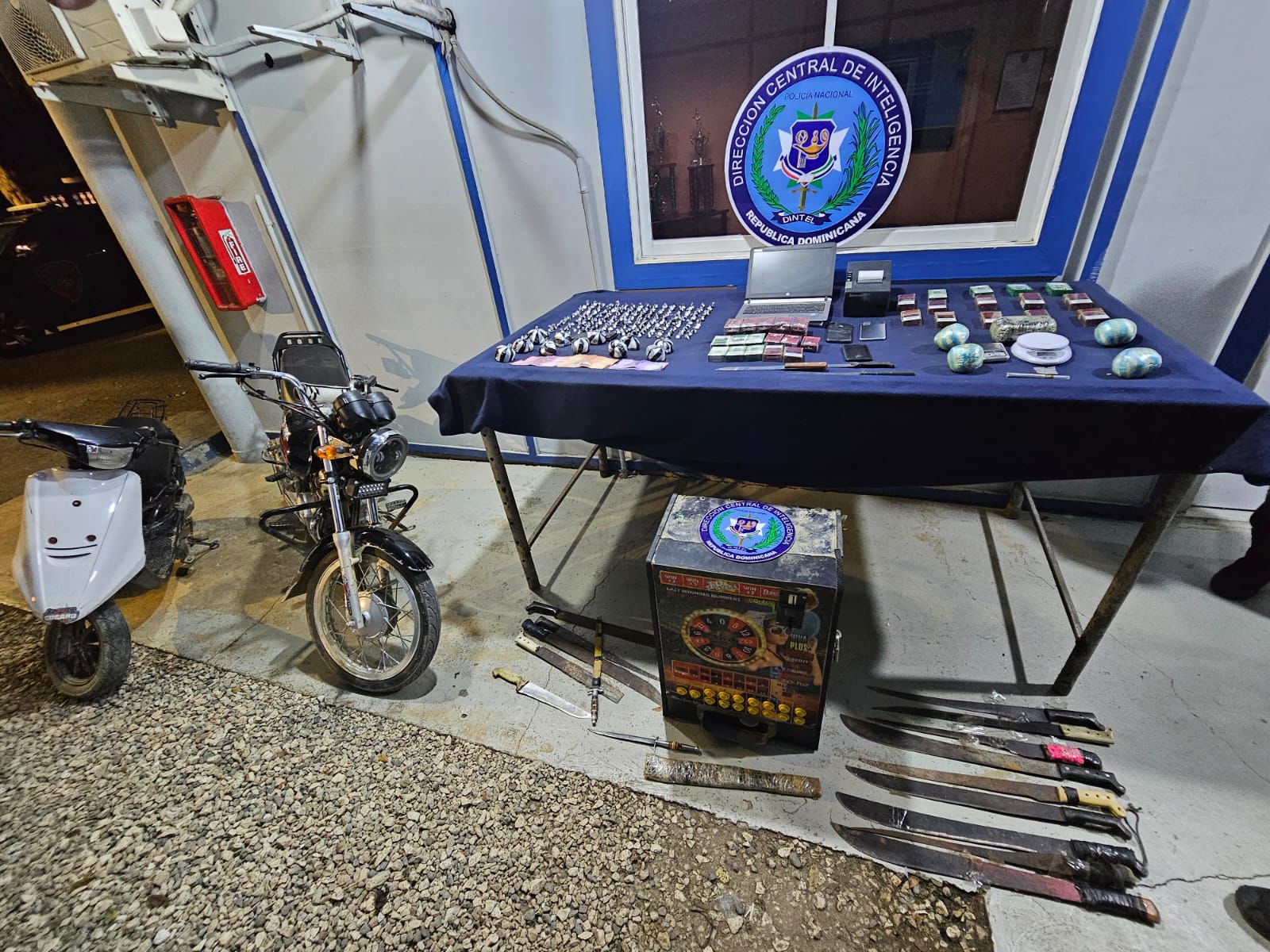 Operativos en Santiago dejan más de 16 detenidos y decomiso de drogas, armas y otros ilícitos