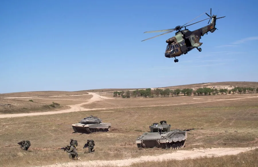 España mantendrá el gasto en defensa en el 2 % del PIB en 2026