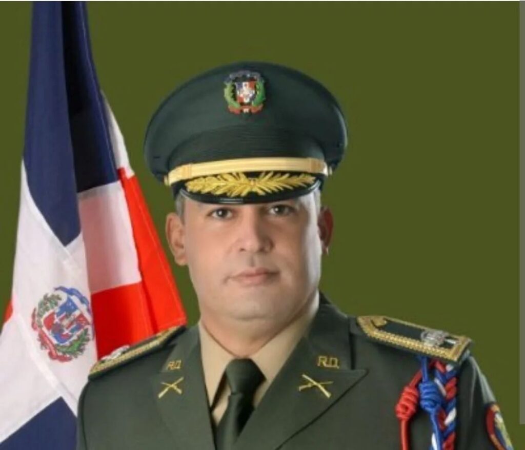 Fallece el coronel Douglas Borrell tras sufrir un infarto en la Plaza de la Salud