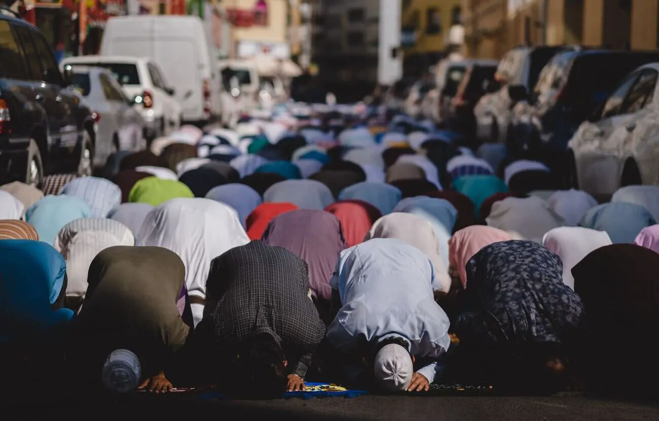 Tras la muerte del líder supremo, así funciona el sistema político de Irán y este es el papel del presidente