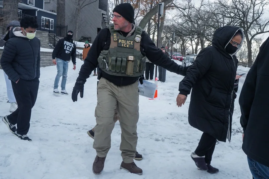 Al menos 11.000 niños estadounidenses, separados de sus padres en las redadas migratorias de Trump