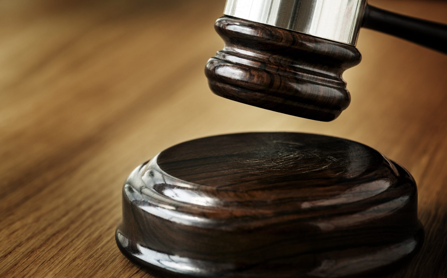 Condenan a 30 años de prisión a hombre que intentó matar expareja en Santiago