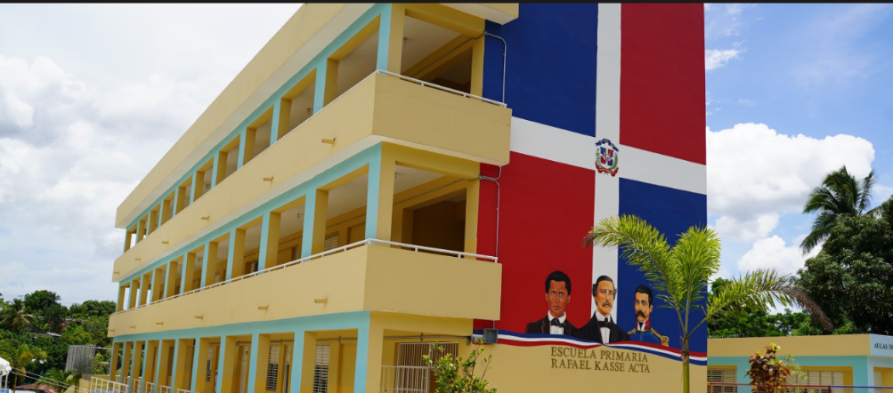 Ministerio de Educación informa suspensión de docencia para Montecristi, Santiago Rodríguez y Valverde por alerta roja