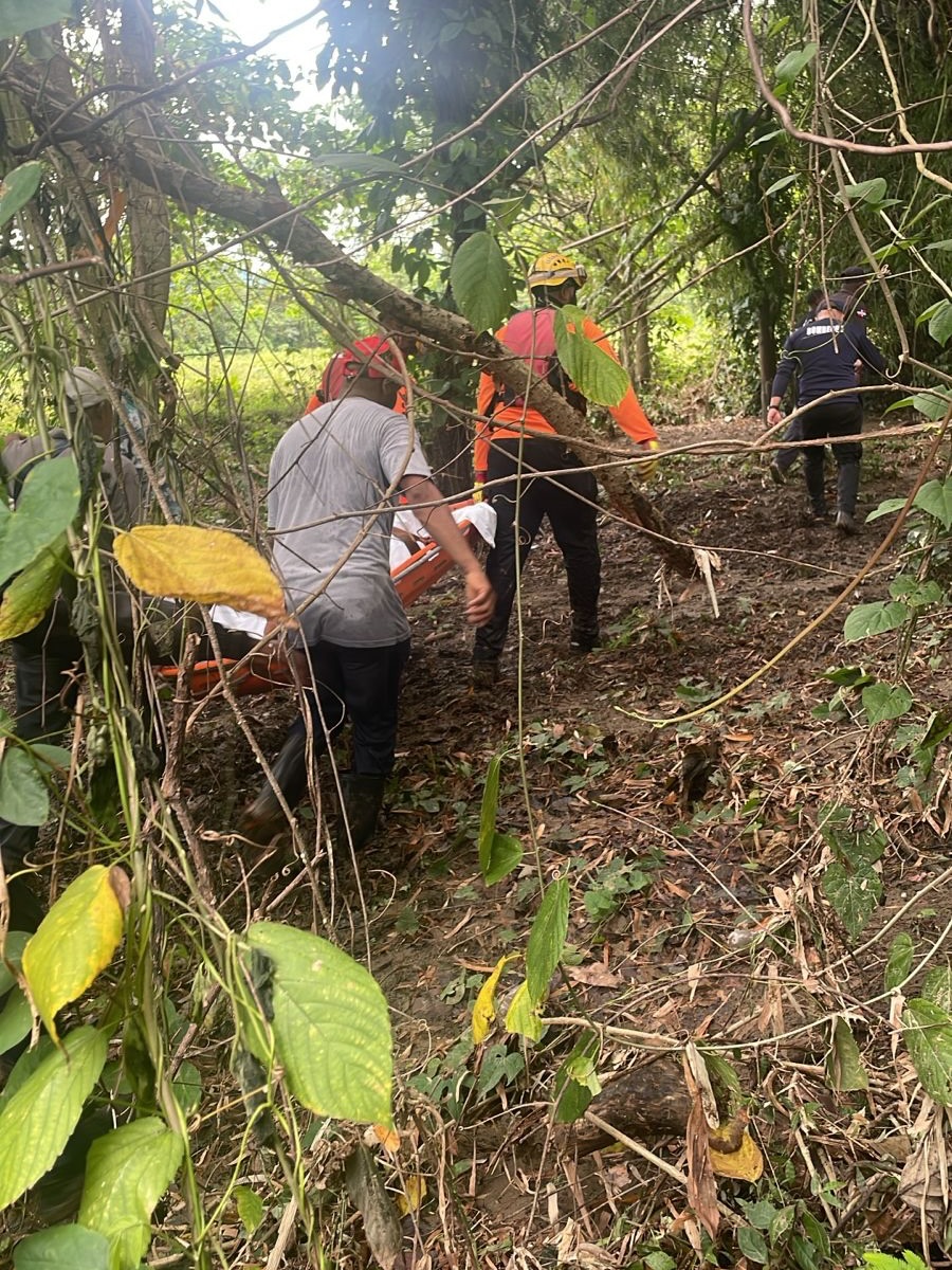 Recuperan cuerpo de joven de 19 años arrastrado por el río Cabuya en Villa Altagracia