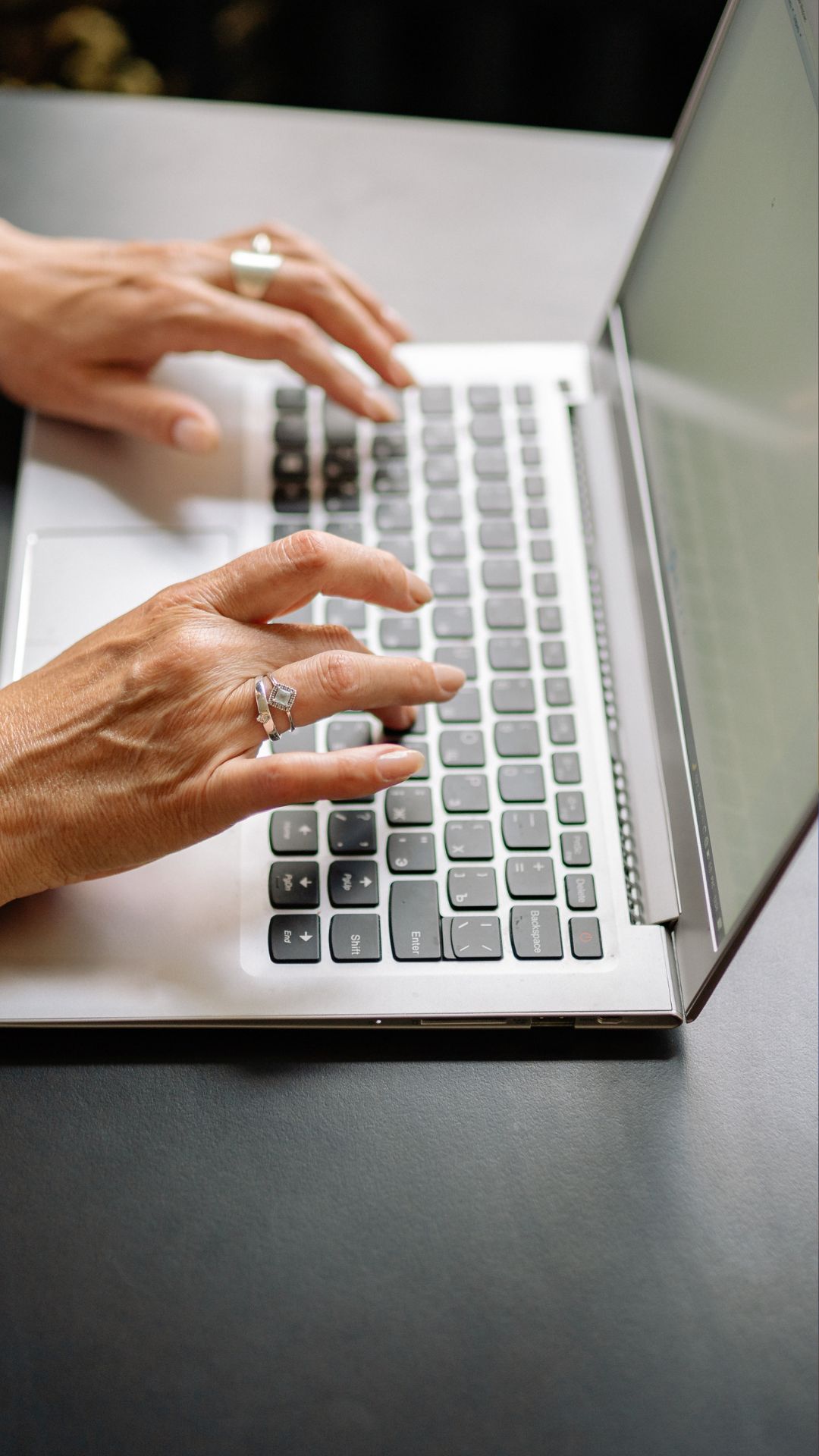 Ministerio de Trabajo recuerda que laborar en Viernes Santo debe pagarse con doble salario