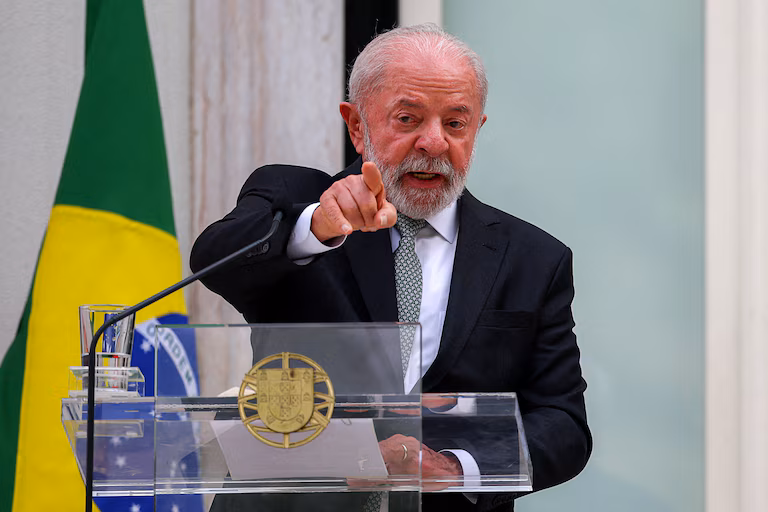 Lula da Silva será intervenido por un acúmulo de piel en la cabeza y una tendinitis en la mano