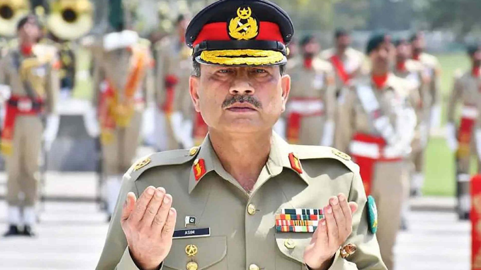 ¿Quién es Asim Munir, el jefe del Ejército paquistaní que busca el acuerdo EE. UU.-Irán?