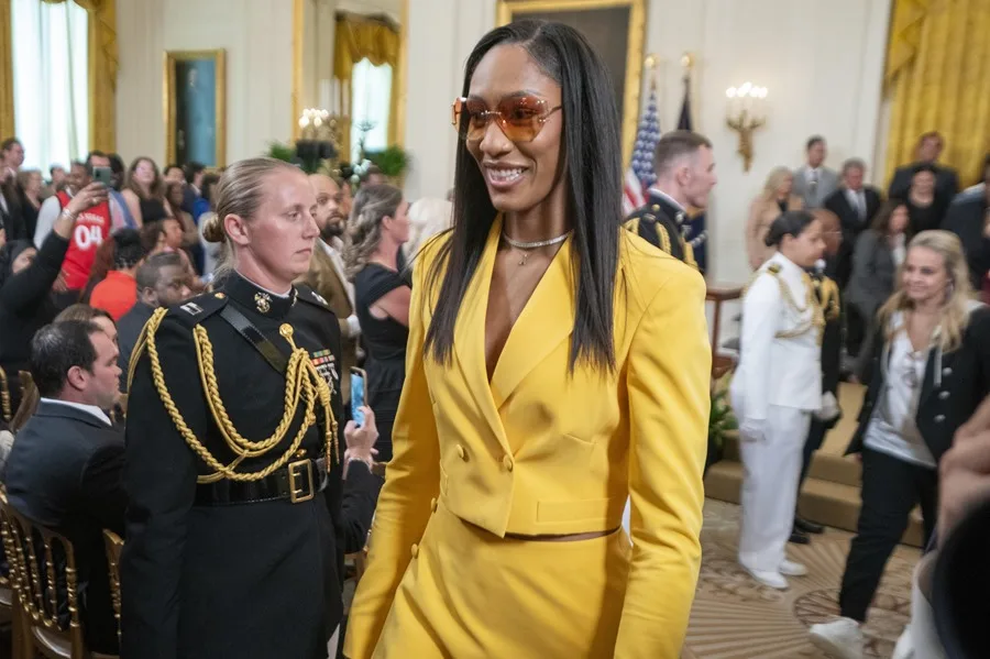 A’ja Wilson firma por 4,7 millones en 3 años, el mayor contrato de la historia en la WNBA