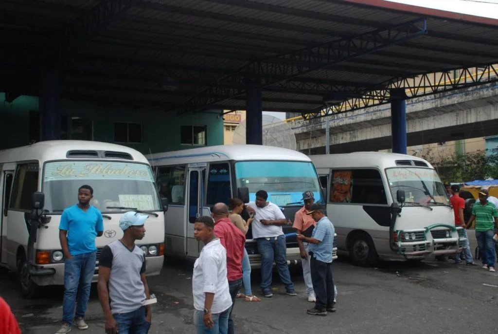 CONATRA pospone aumentos del pasaje ante crisis del petróleo