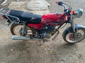 Policía asesta golpe al microtráfico en Esperanza; apresa a dos hombres y ocupa drogas y motocicletas