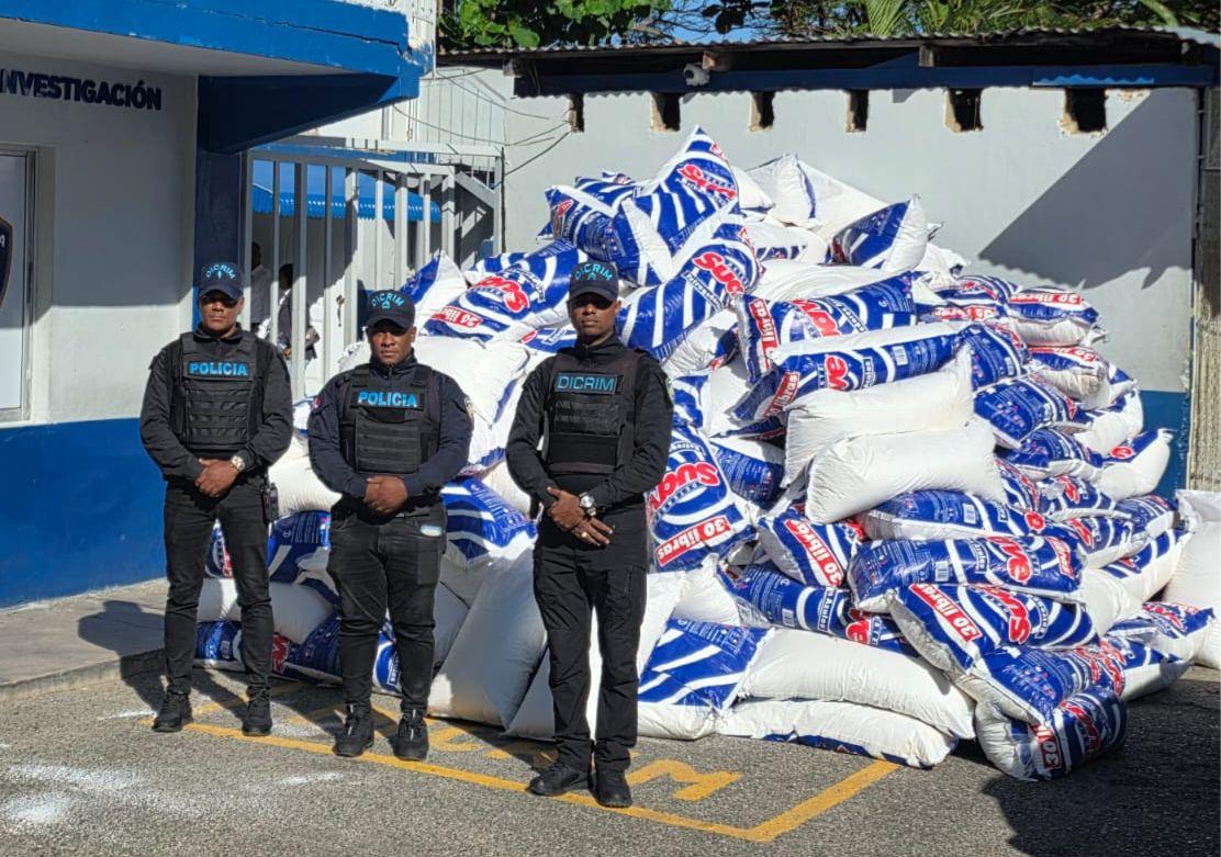 PN recupera 291 sacos de detergente robados en San Pedro de Macorís