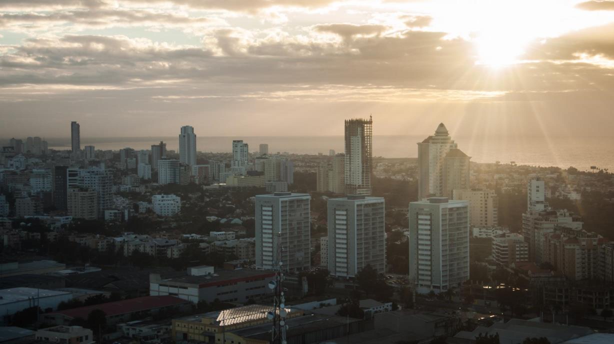 Estudio dominicano alerta sobre metales pesados en el aire de Santo Domingo