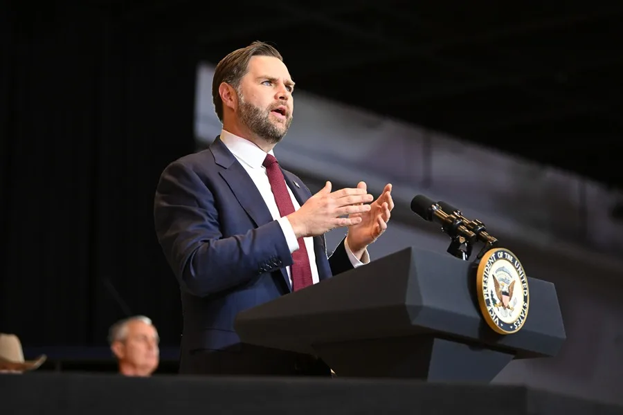 Vance niega que las negociaciones con Irán hayan sido un fracaso total