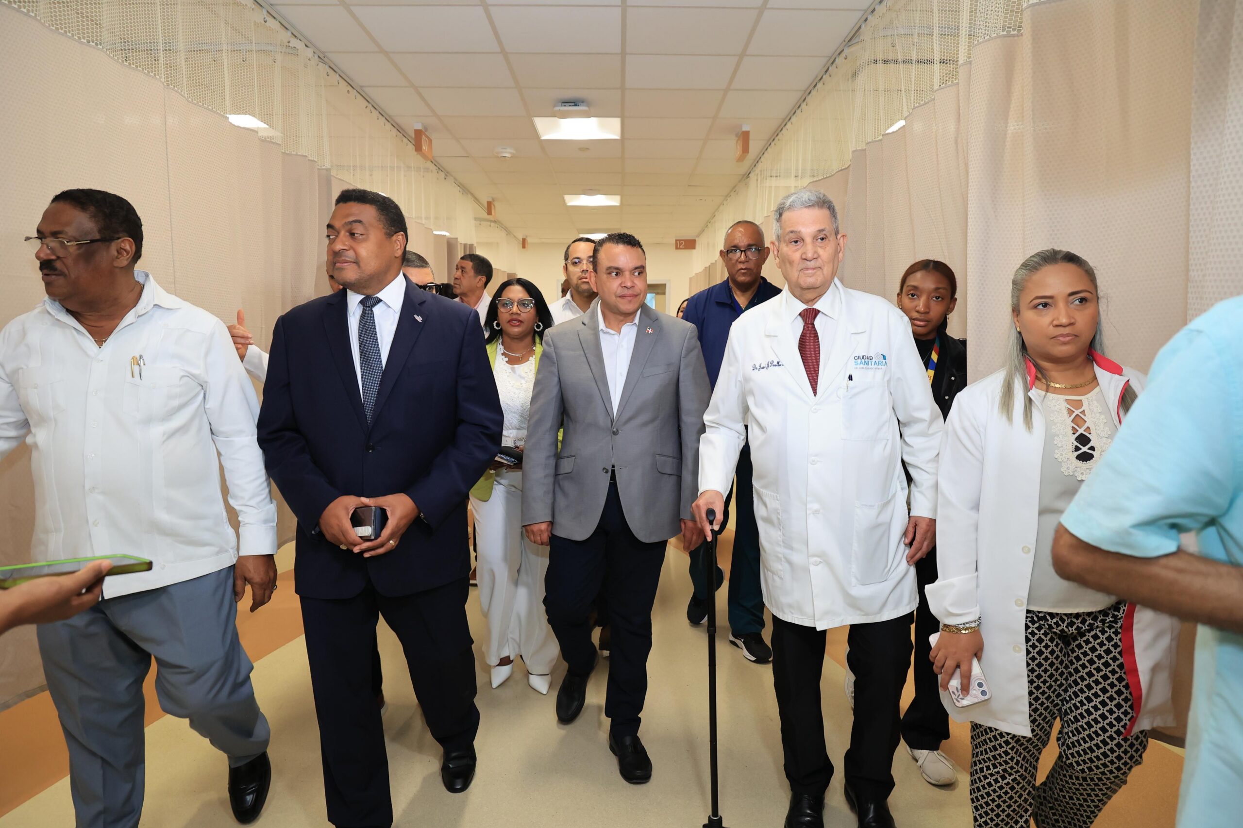 SNS supervisa hospitales que darán asistencia en Juegos Centroamericanos y del Caribe 2026