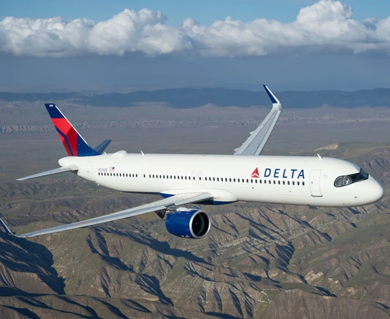 Avión retorna al Aeropuerto del Cibao tras fuerte hedor y vómitos masivos de pasajeros