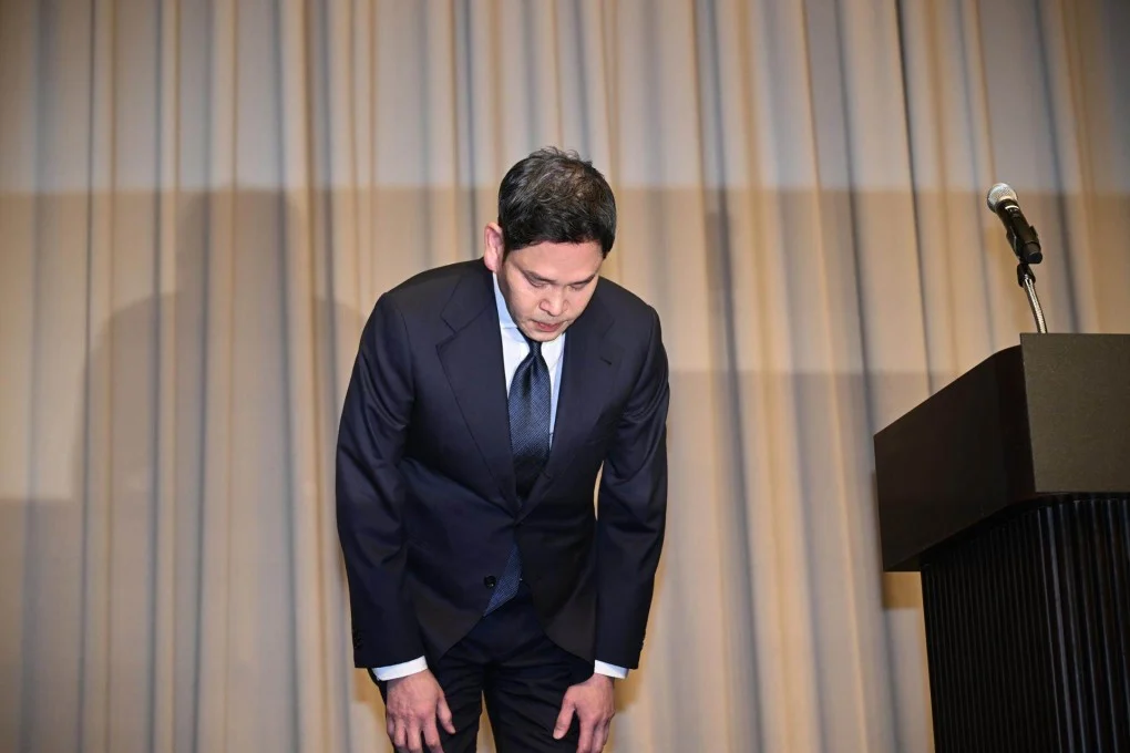 El director ejecutivo de Starbucks en Corea del Sur se disculpa por la campaña publicitaria que evocó una masacre