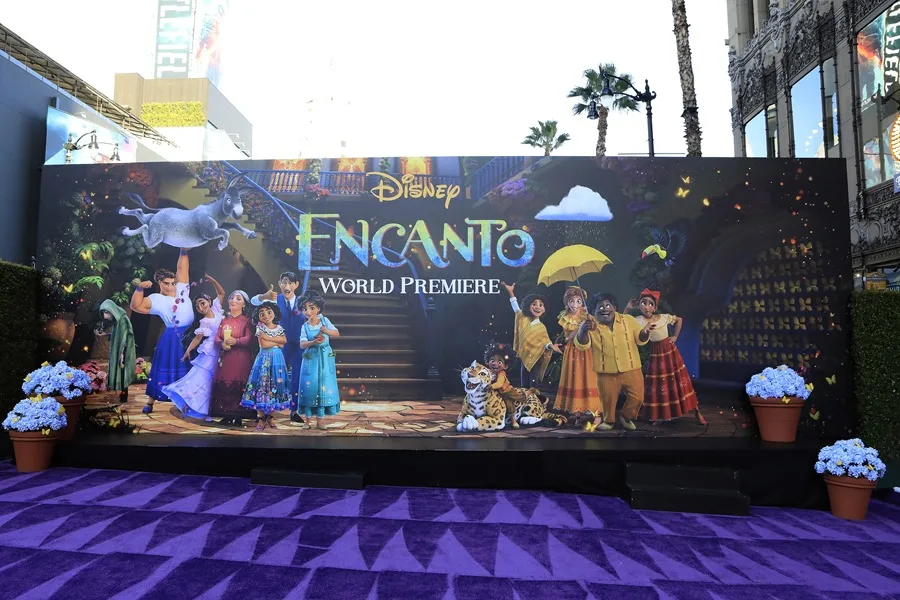 Disney reimagina sus atracciones clásicas y prepara una nueva zona latina inspirada en la película ‘Encanto’