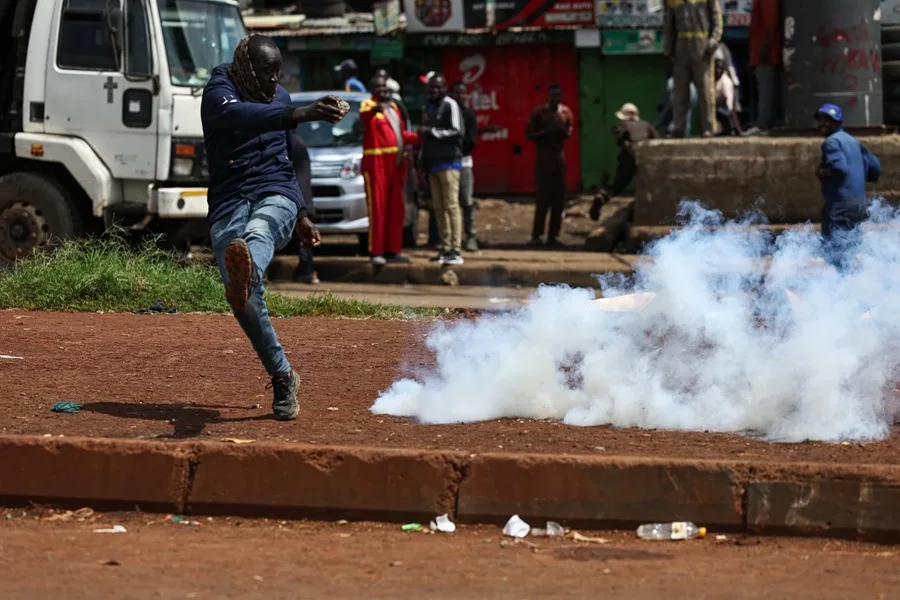 Al menos 225 detenidos en Kenia en protestas contra la subida del precio de combustible