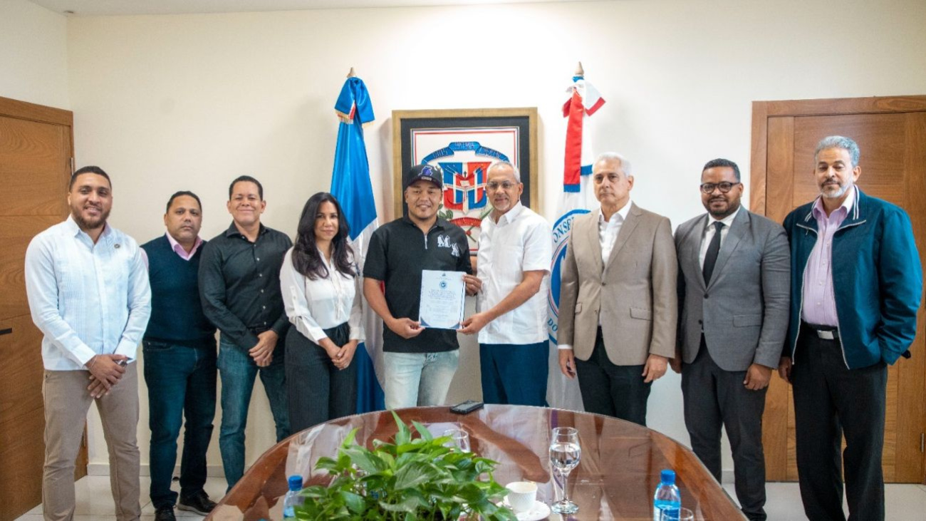 Gobierno asesorará a fundación dedicada al rescate de adictos “El Africano con mi Barrio”