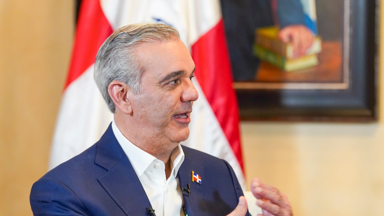 Abinader autoriza inicio del recorrido de la antorcha de los XXV Juegos Centroamericanos y del Caribe Santo Domingo 2026