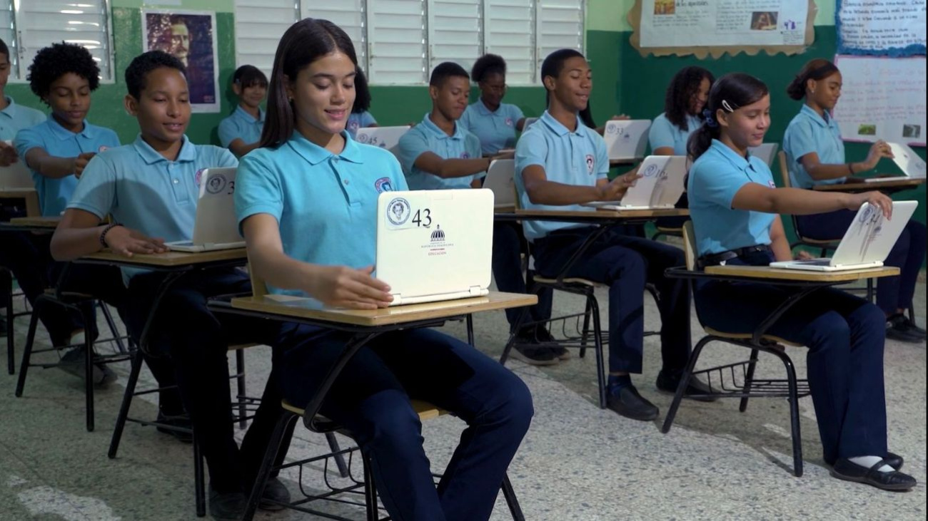 Minerd implementará programa virtual de educación vial para estudiantes de secundaria