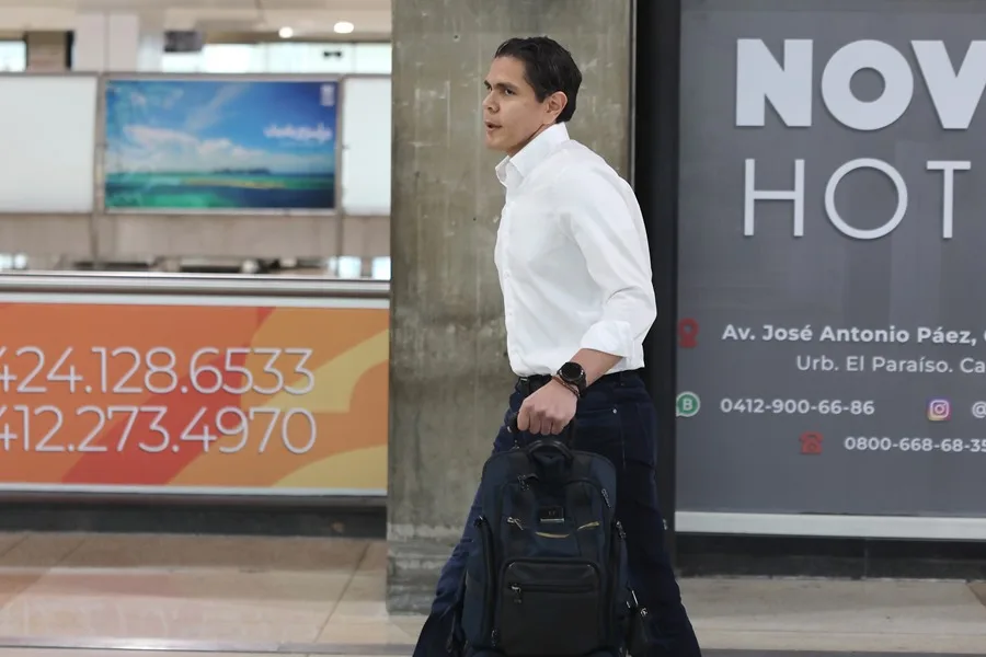 Llega a Venezuela el opositor Lester Toledo tras 10 años de exilio, acusado de terrorismo