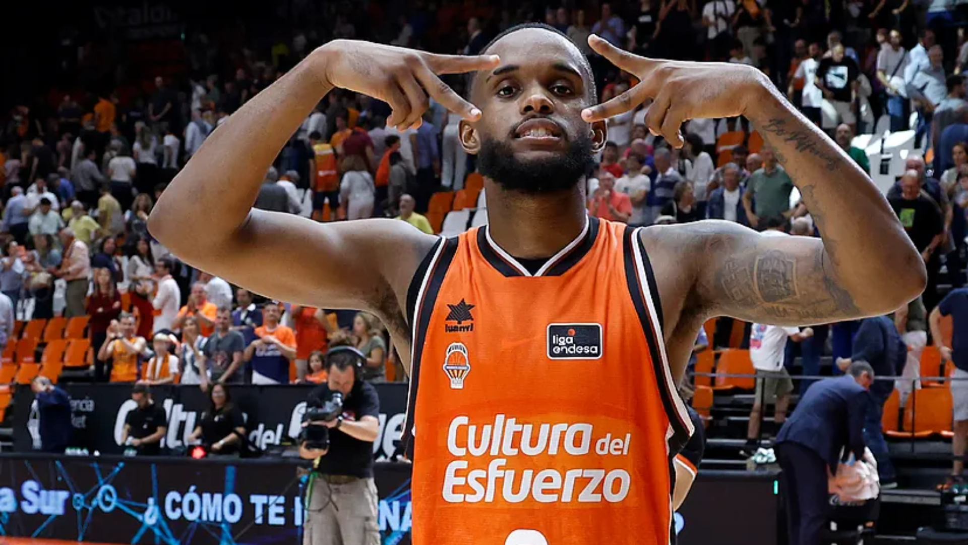El dominicano Jean Montero sigue haciendo historia en el baloncesto europeo