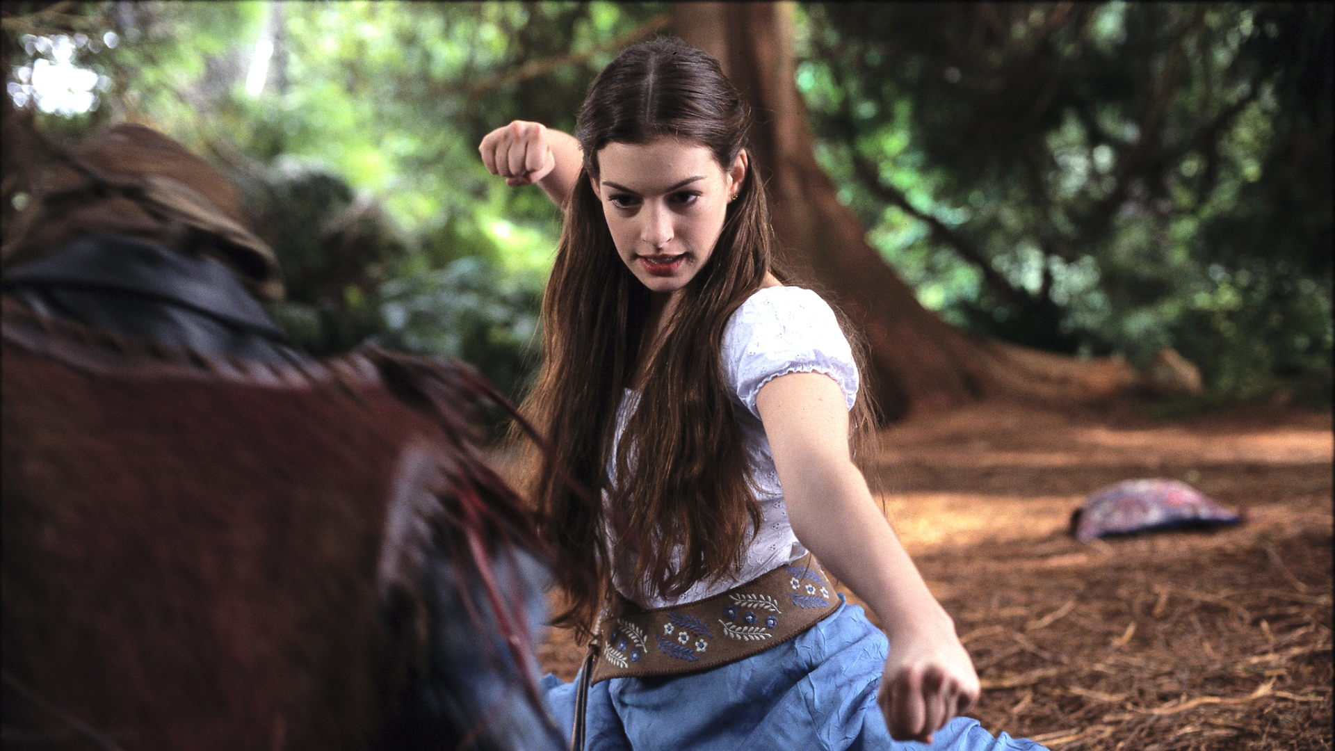 “Ella está encantada” regresará como serie a Disney+ con Anne Hathaway como productora