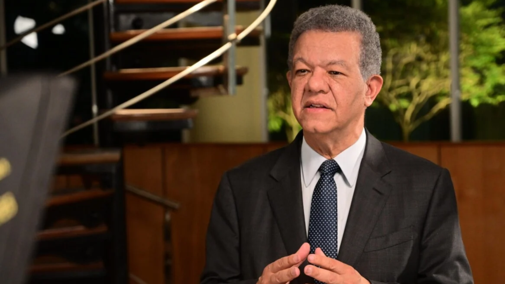 Fernández cuestiona legalidad de memorándum y dice RD no está obligada a aceptar deportados no dominicanos