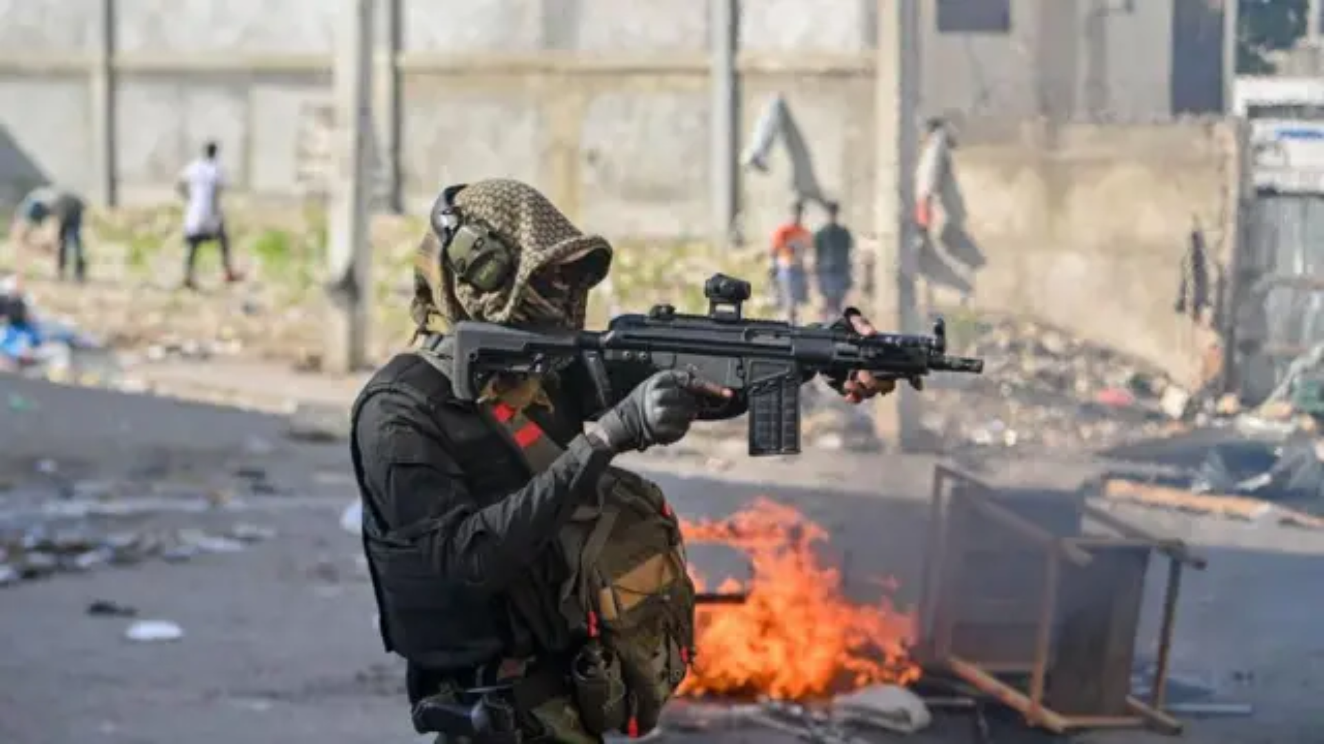 Más de 80 muertos en cinco días por enfrentamientos entre pandillas en Haití, según ONG