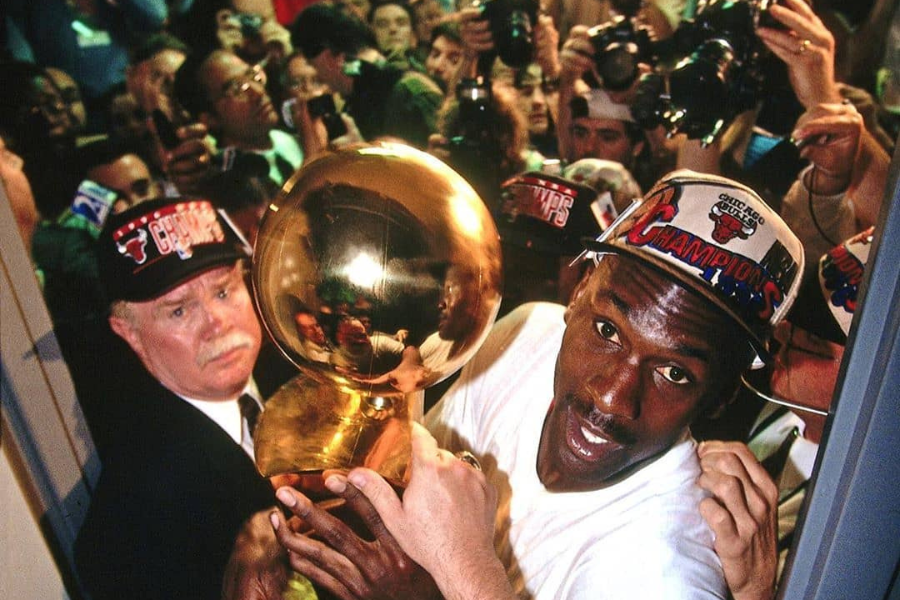 ¿Cómo evolucionó el sistema de playoffs de la NBA hasta el formato actual?