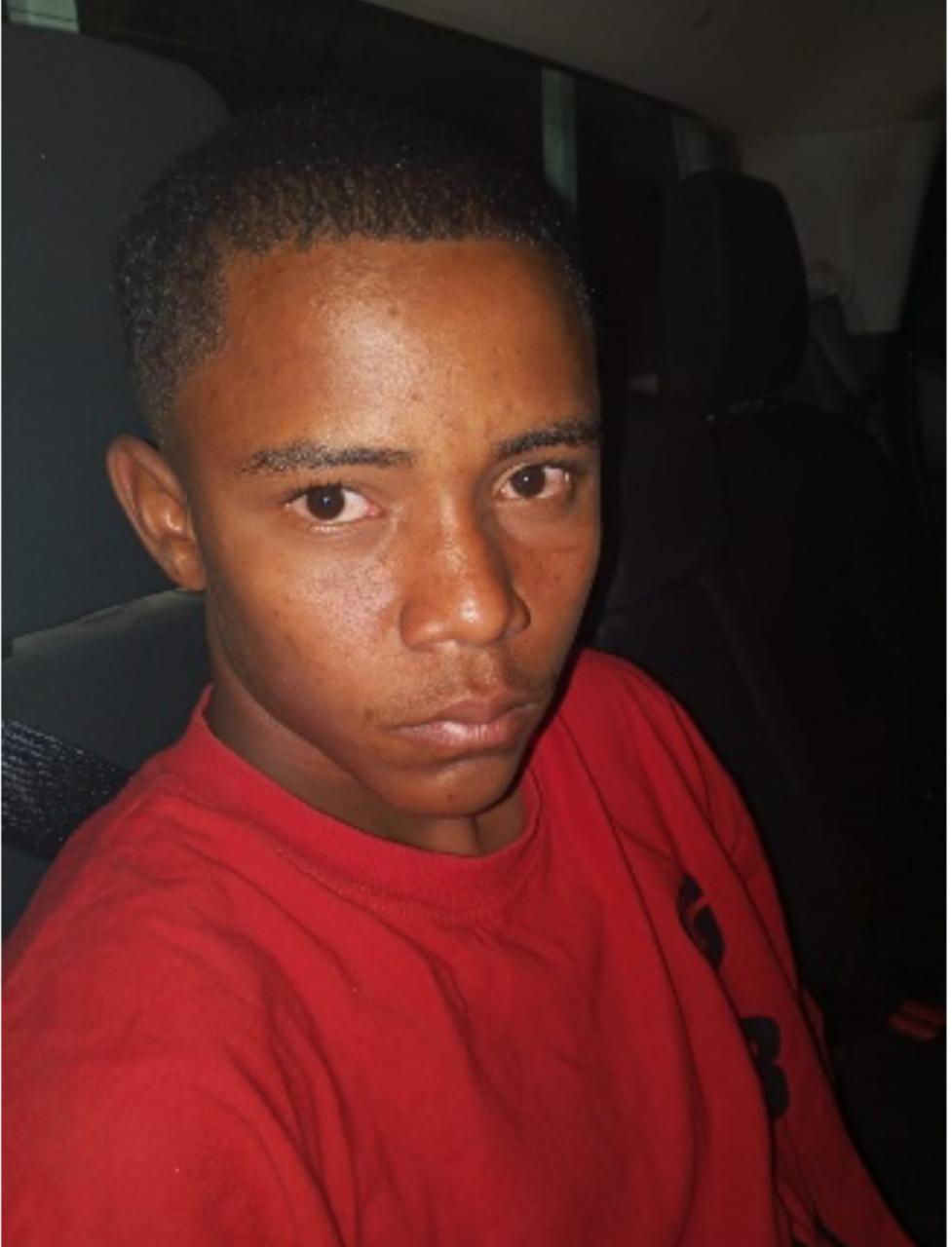 PN apresa joven acusado de herir a su madre con arma de fabricación artesanal en Hato Mayor