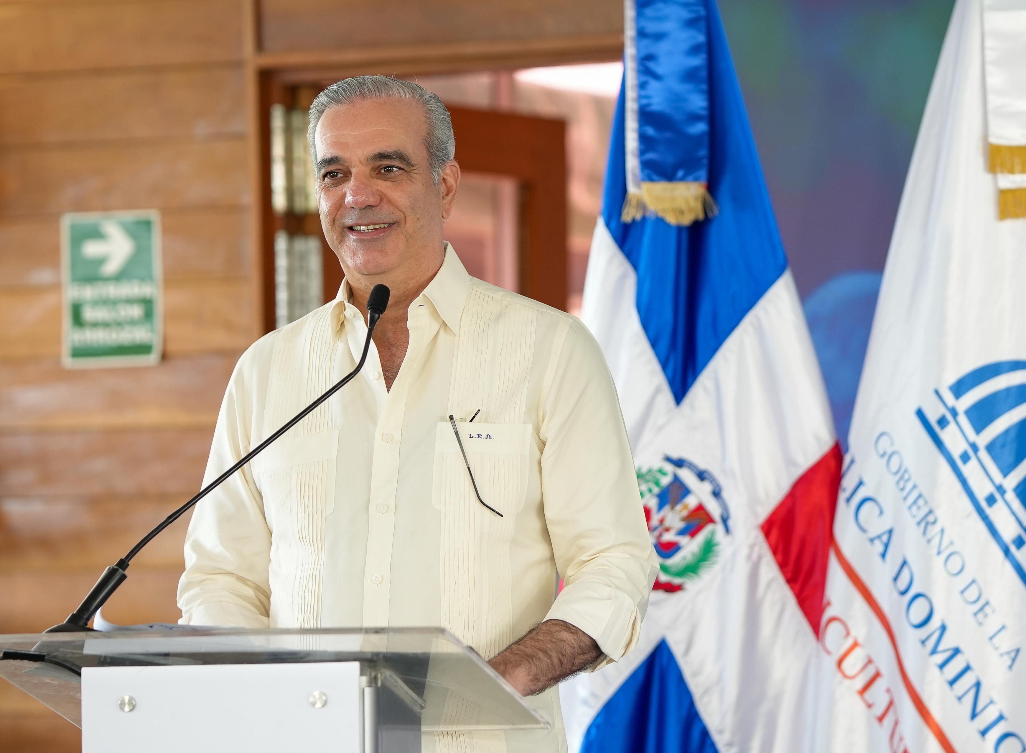 Abinader resalta aporte del campo y reafirma respaldo a productores