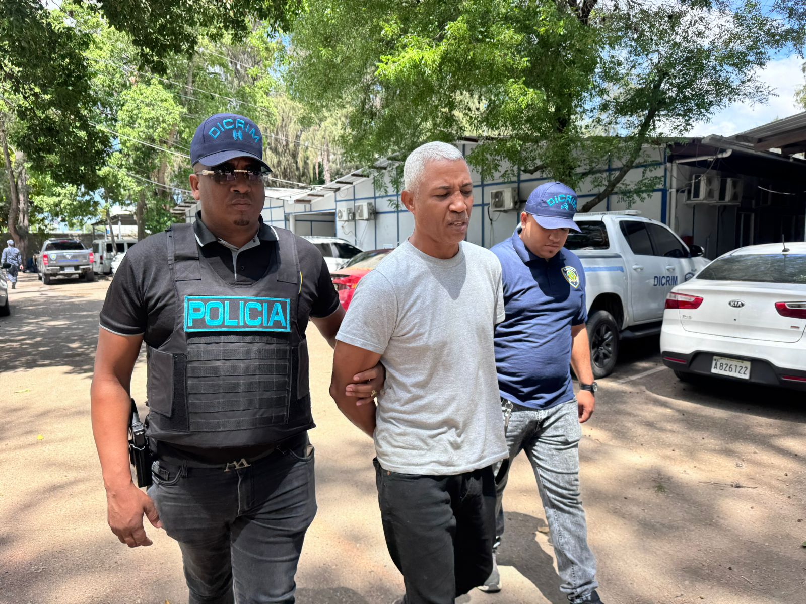 Policía Nacional arresta a “El Sureño” por presunto robo de motocicletas en Santiago