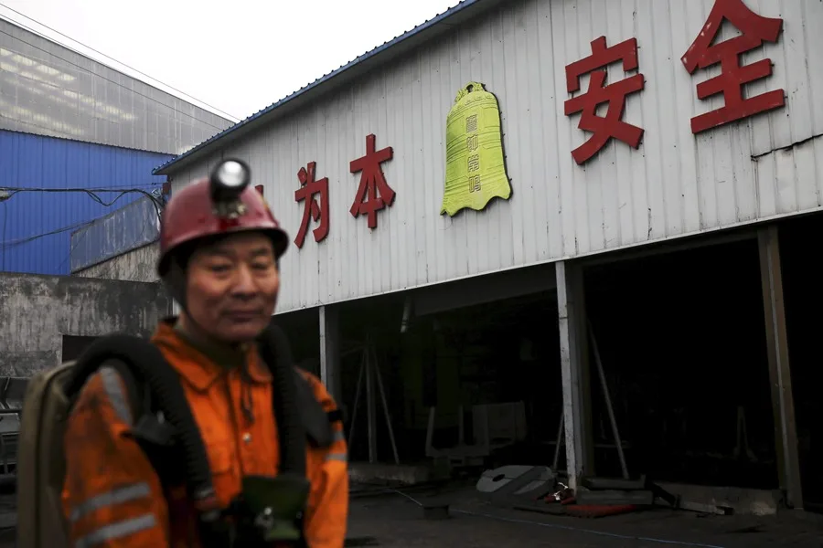 Al menos 90 muertos en una explosión minera en China