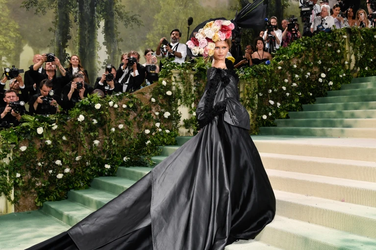 Beyoncé, Bezos, joyas y corsés: todo lo que hay que saber sobre la Gala Met de 2026.
