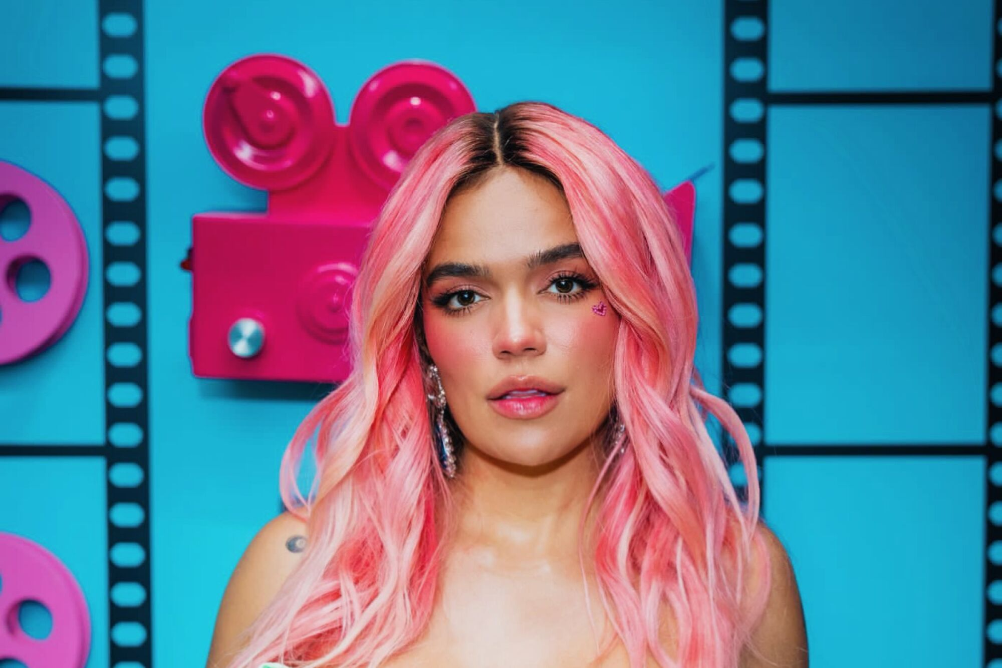 Los American Music Awards premiarán a Karol G por su Excelencia como Artista Internacional