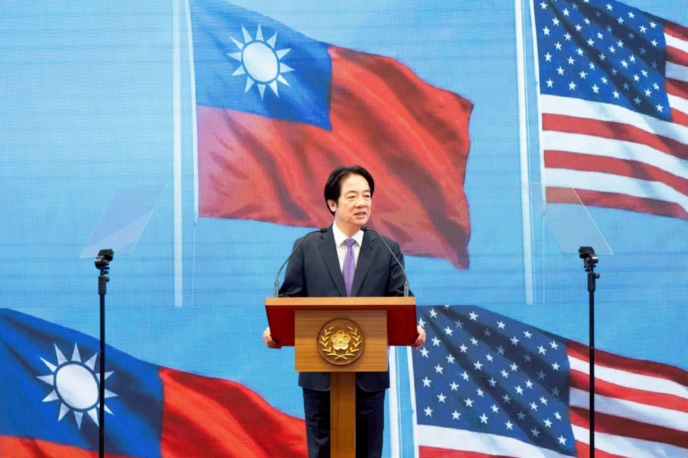 Trump describe a Taiwán como una “buena ficha de negociación” con China y genera preocupación