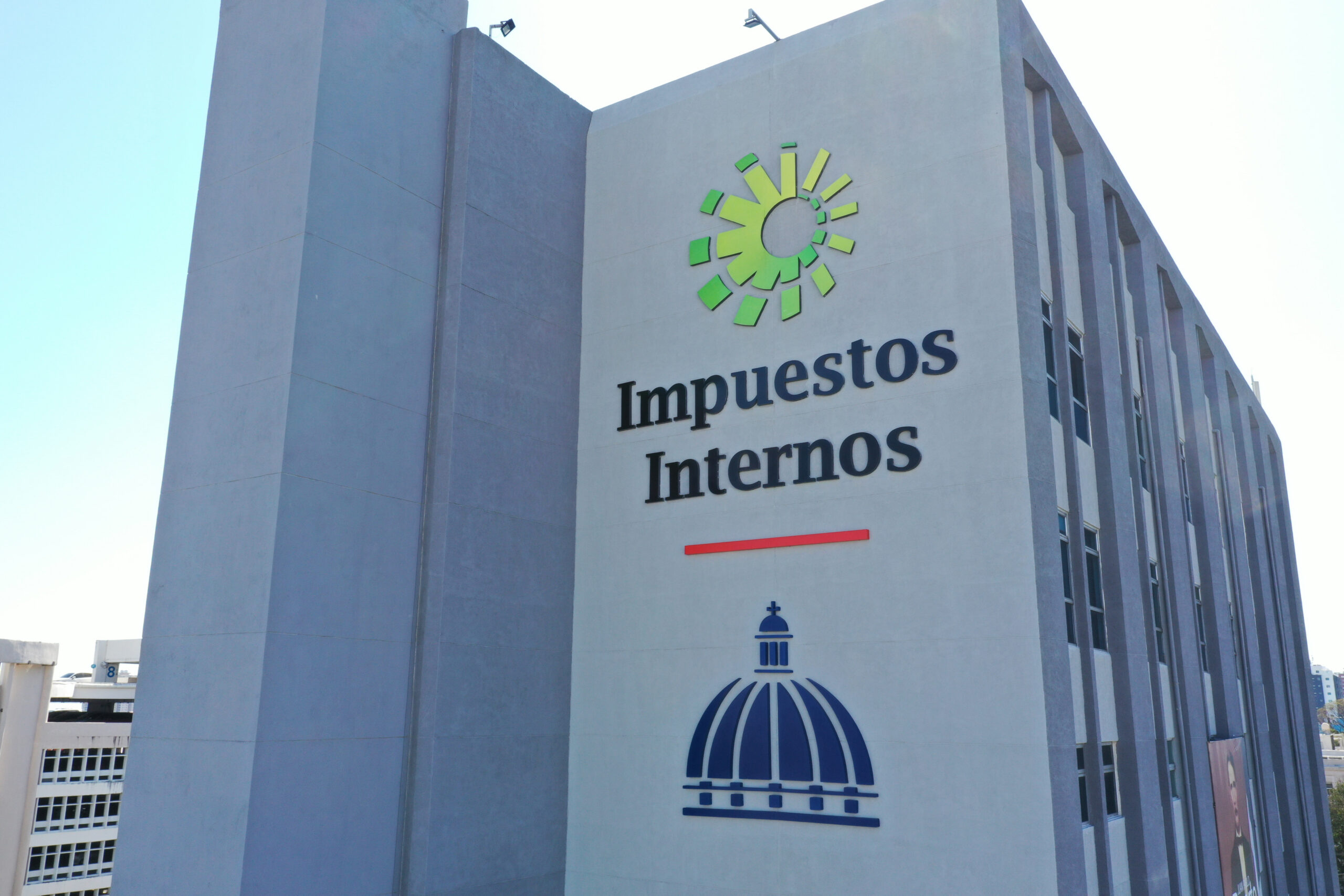 DGII recaudó RD$116,555 millones en abril, impulsada por Impuesto sobre la Renta e ITBIS