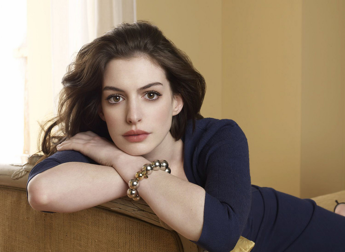 Anne Hathaway está embarazada: la actriz confirma su tercer bebé con Adam Shulman