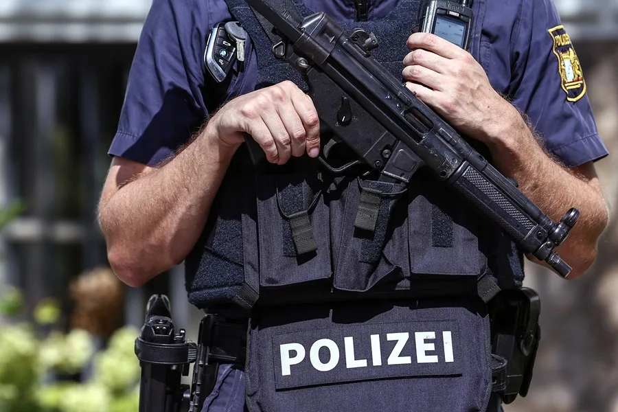 Al menos cinco muertos en tiroteo al norte de Alemania