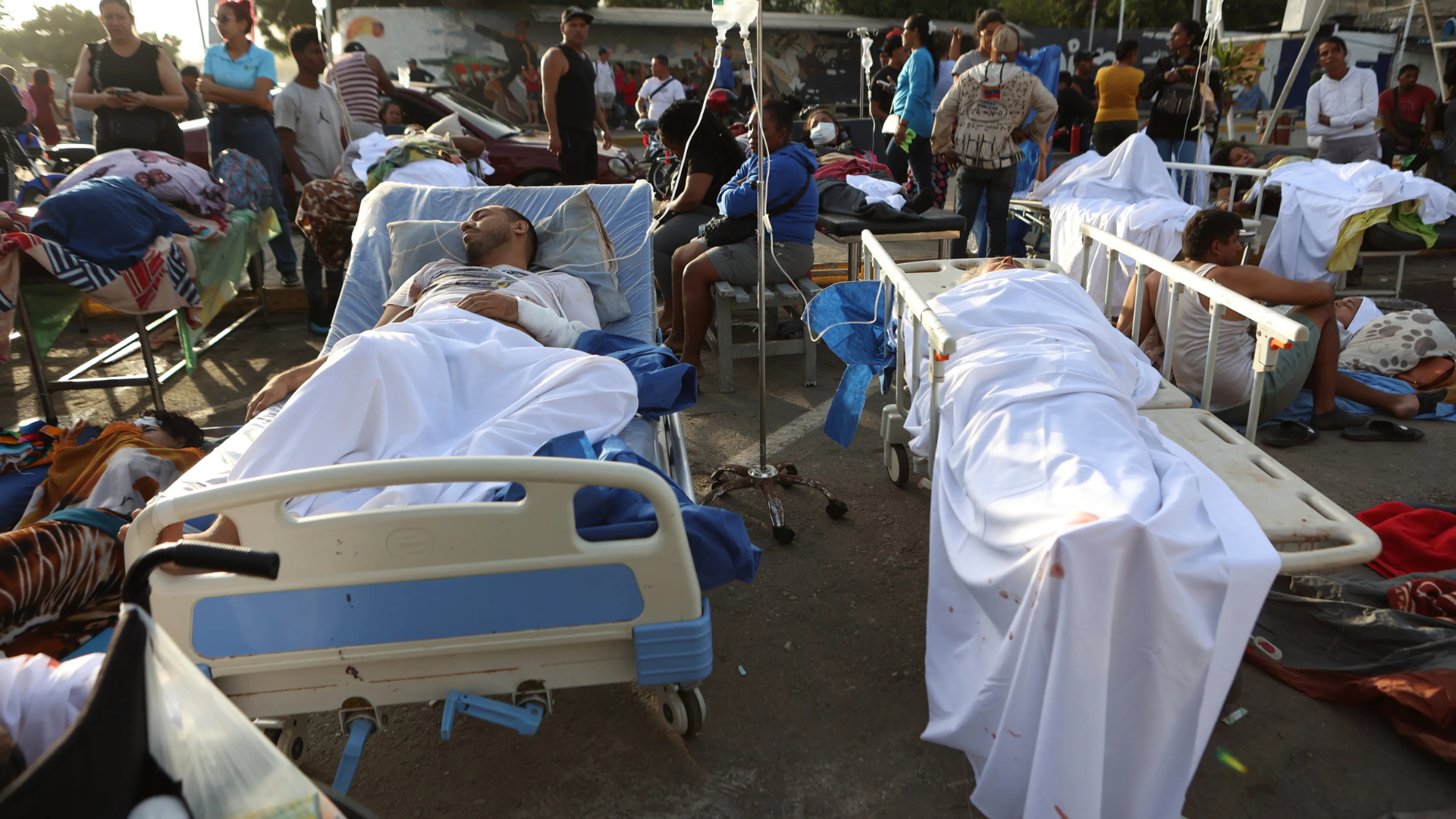 Sube a 1,450 el número de víctimas mortales por los sismos en Venezuela