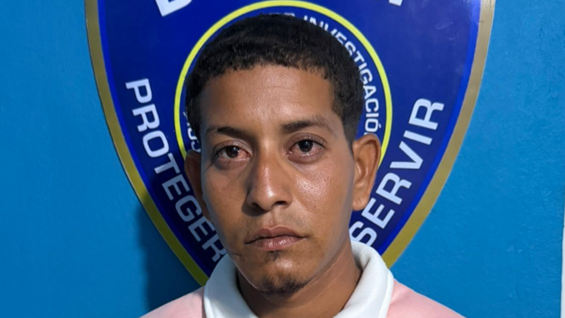 Se entrega hombre acusado de matar a su pareja embarazada en Higüey