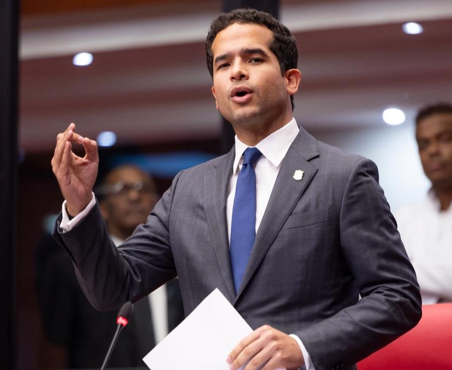 Senado descarta aumentar el salario libre de ISR hasta RD$52,000: ¿qué significa para los empleados?