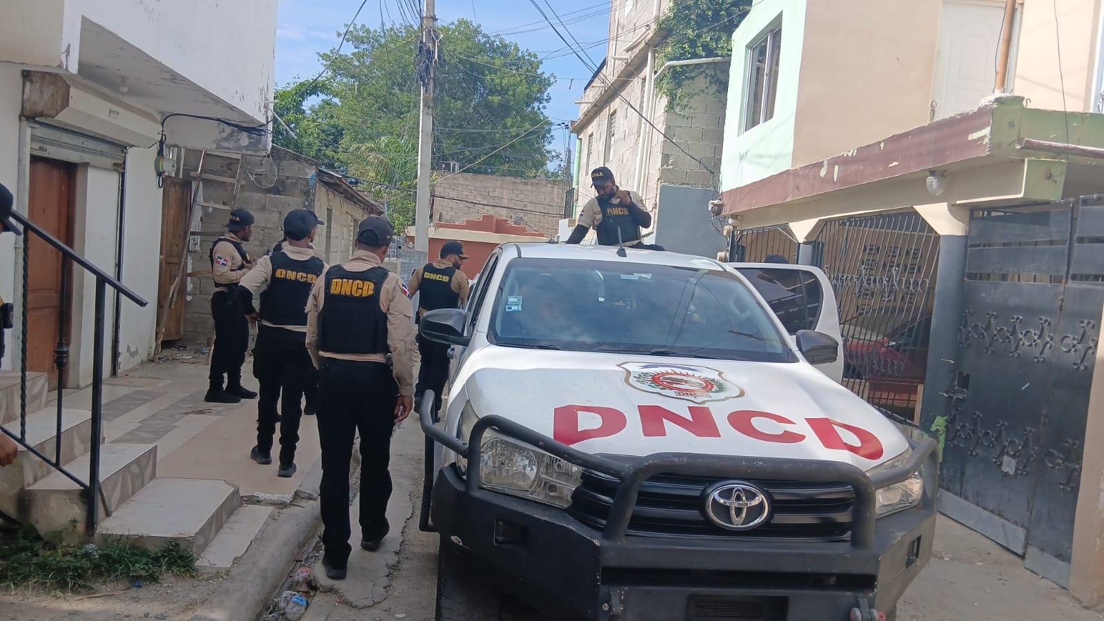 Operativos contra el microtráfico en Santiago dejan más de 10 kilos de drogas ocupados y 45 detenidos
